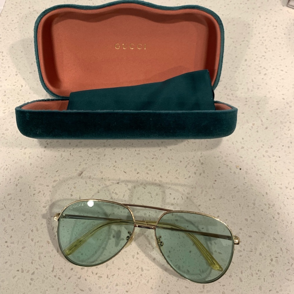 GUCCI sunglasses - Picture 6 of 6
